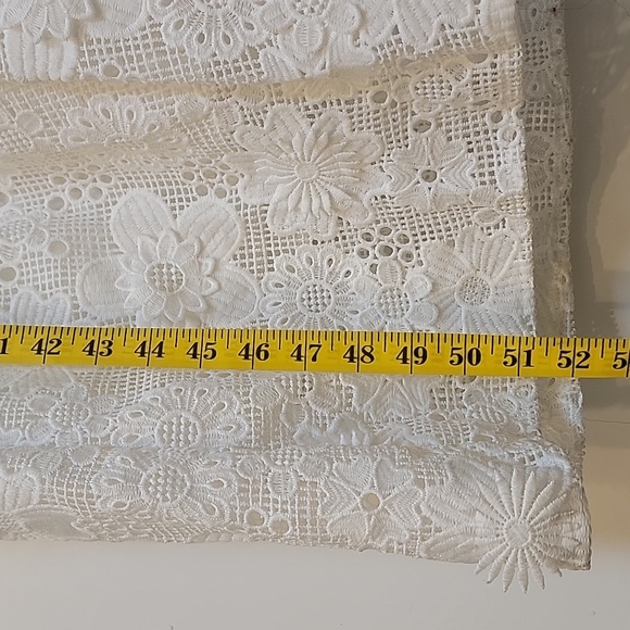 Resort White Lace Dress With Floral Applique - Picture 9 of 9